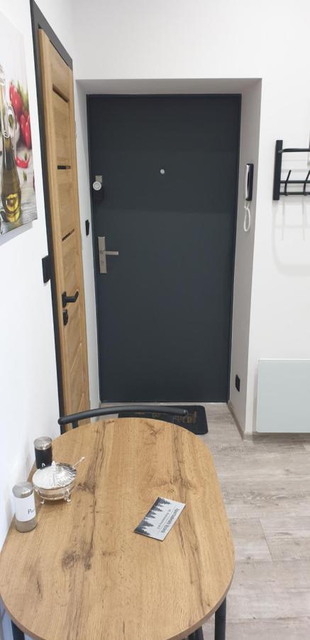 Apartamenty Rynek R แชมิตช์ ภายนอก รูปภาพ